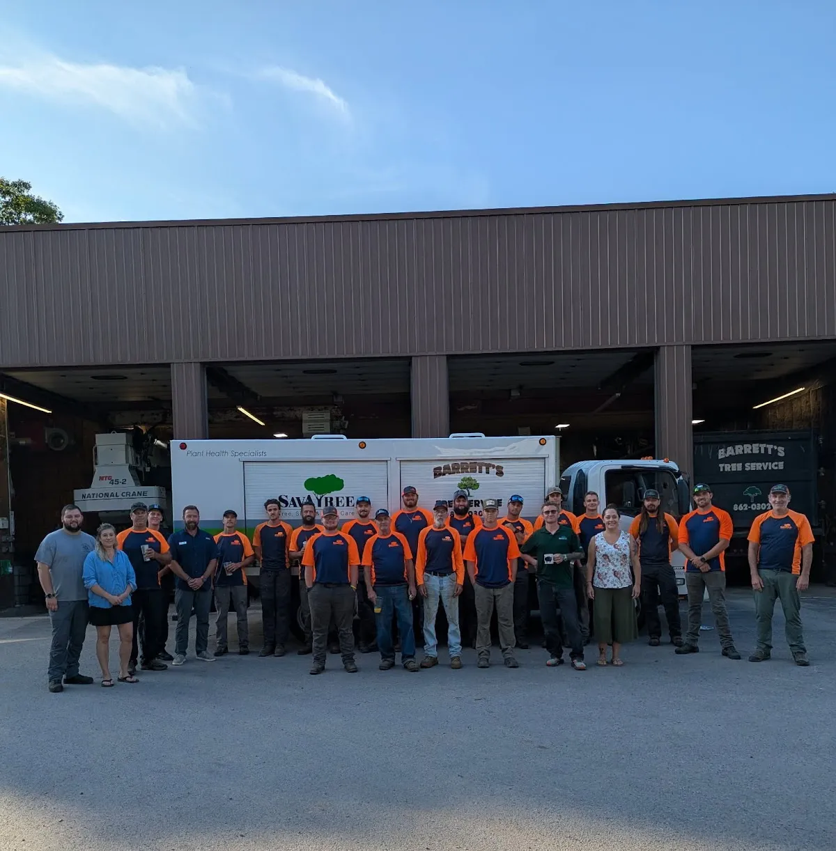 Barrett's Tree Service - SavATree in Burlington