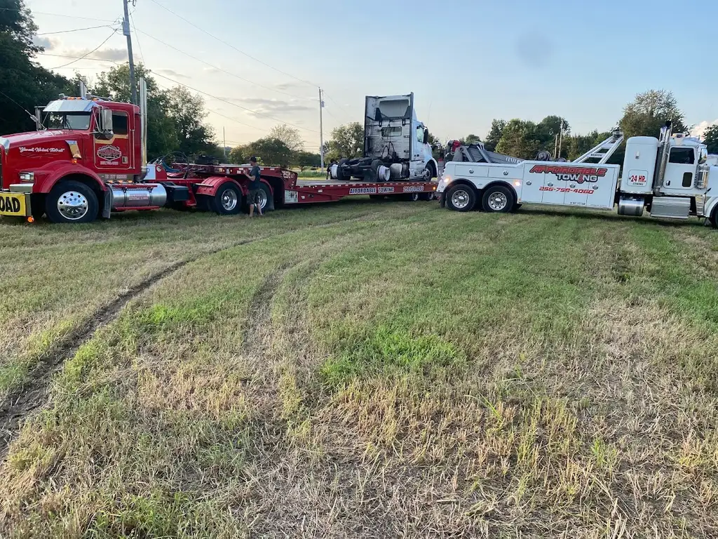 AFFORDABLE TOWING in Huntsville
