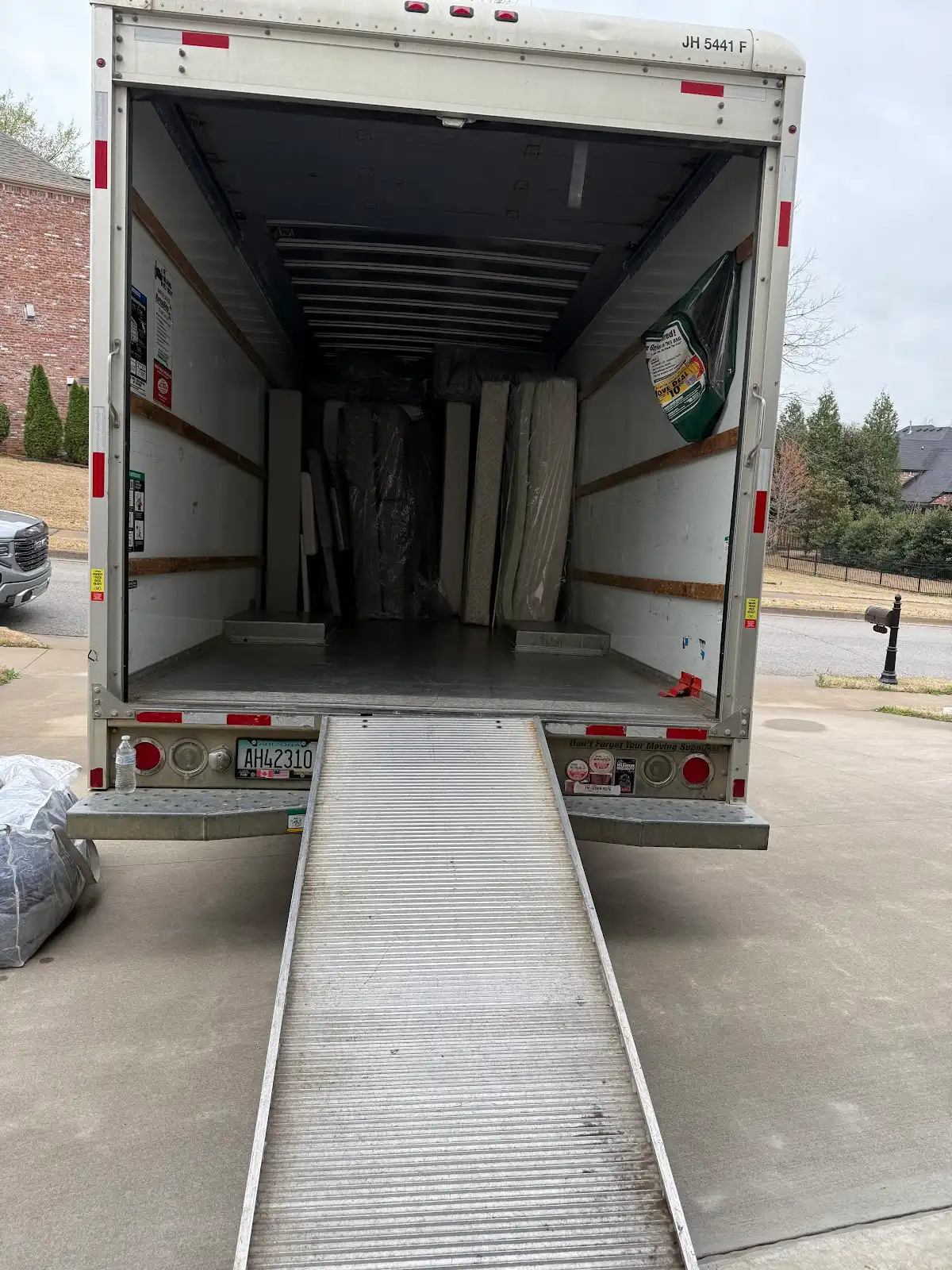 Boss Hog Moving Co. in Fayetteville