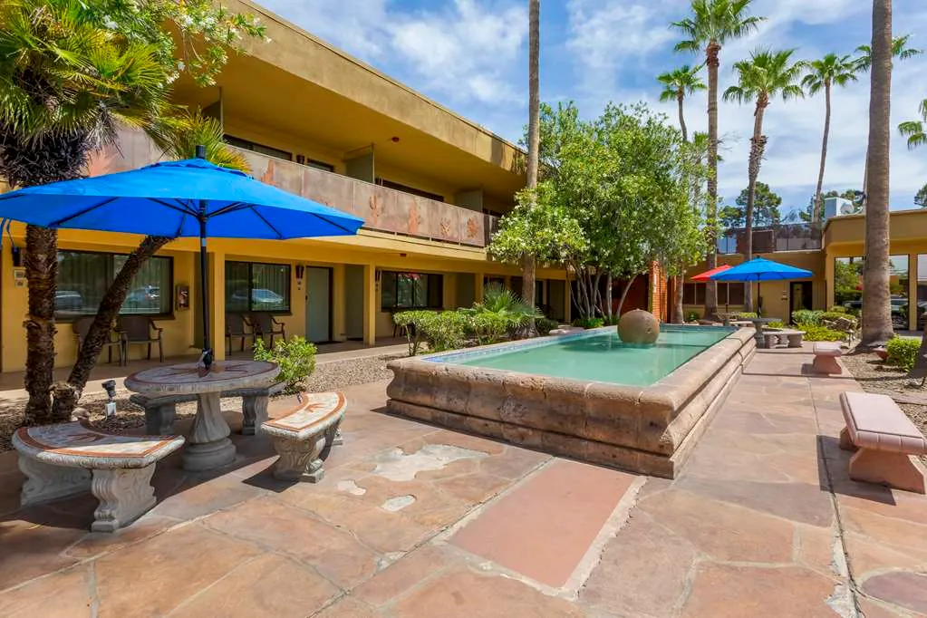 Royal Sun Hotel & Suites in Tucson