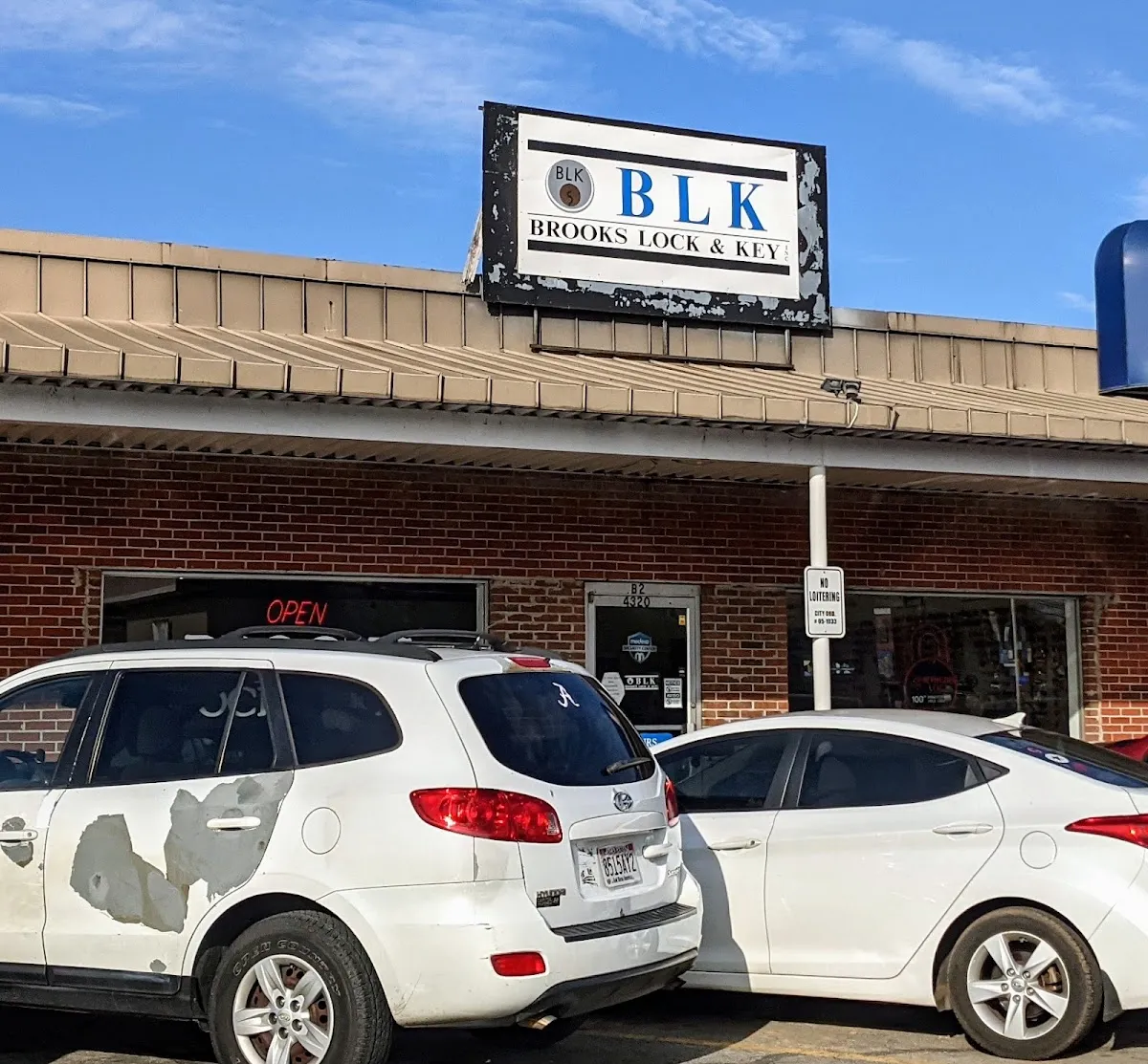 Brook's Lock & Key Inc in Huntsville