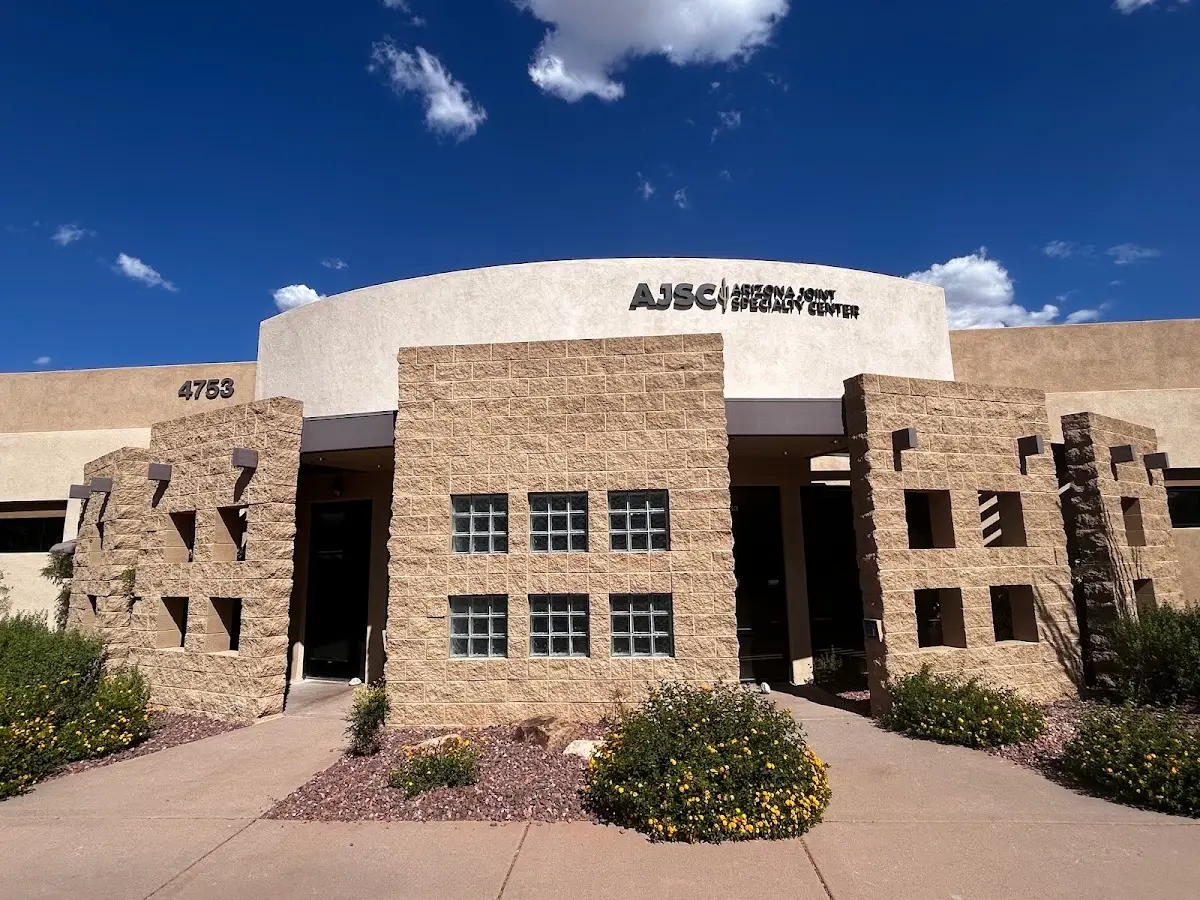 Arizona Joint Specialty Center in Tucson