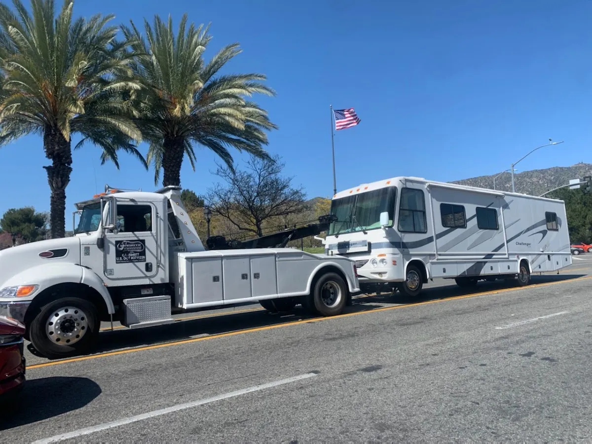 OnSite Towing & Recovery Inc in Los Angeles