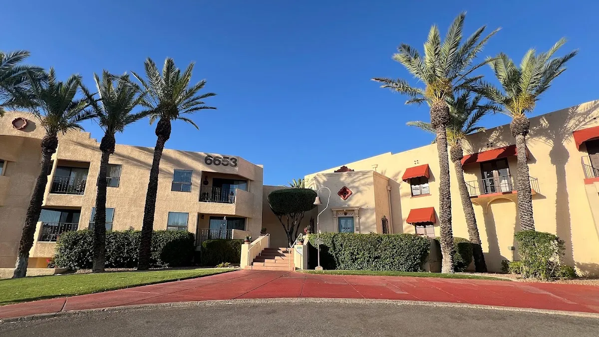 Atria Bell Court Gardens in Tucson