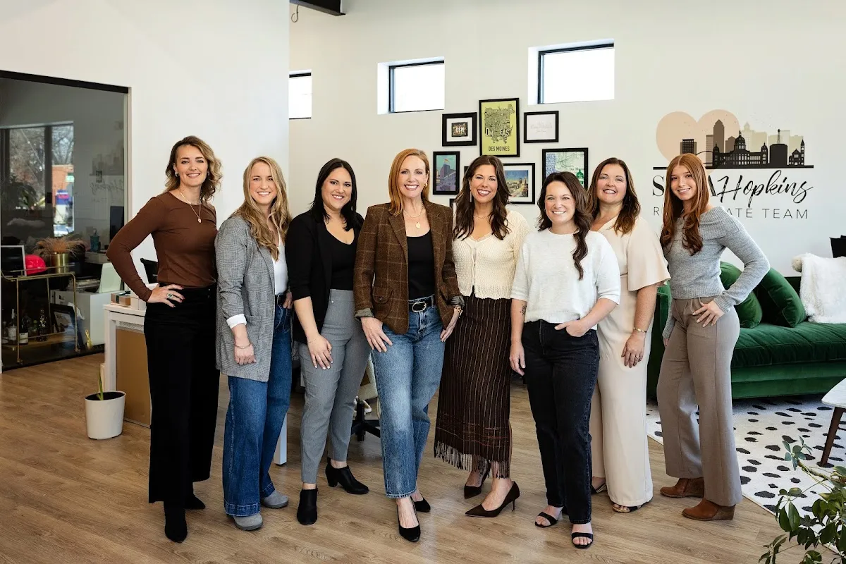 Sara Hopkins Real Estate Team in Des Moines