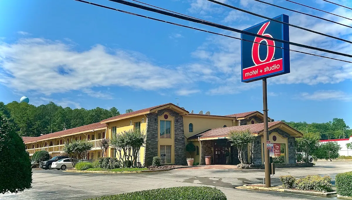 Motel 6 Huntsville, AL – University Dr. in Huntsville