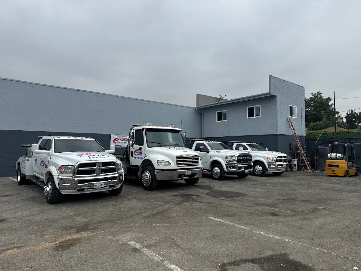 Jb's Towing and Transport & servicio De grua in Los Angeles