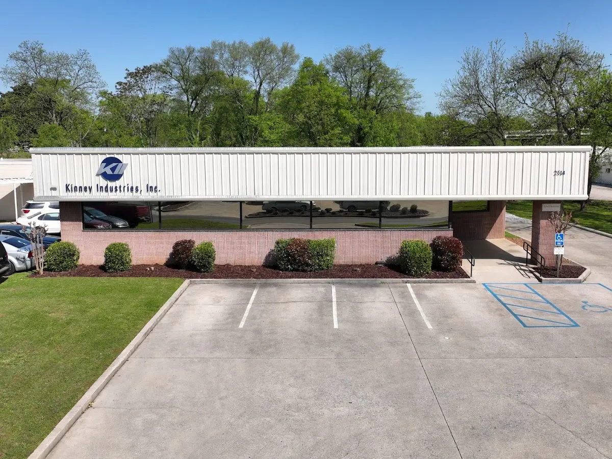 Kinney Industries Inc in Huntsville
