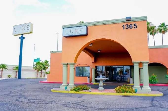 Grand Luxe Hotel & Resort in Tucson