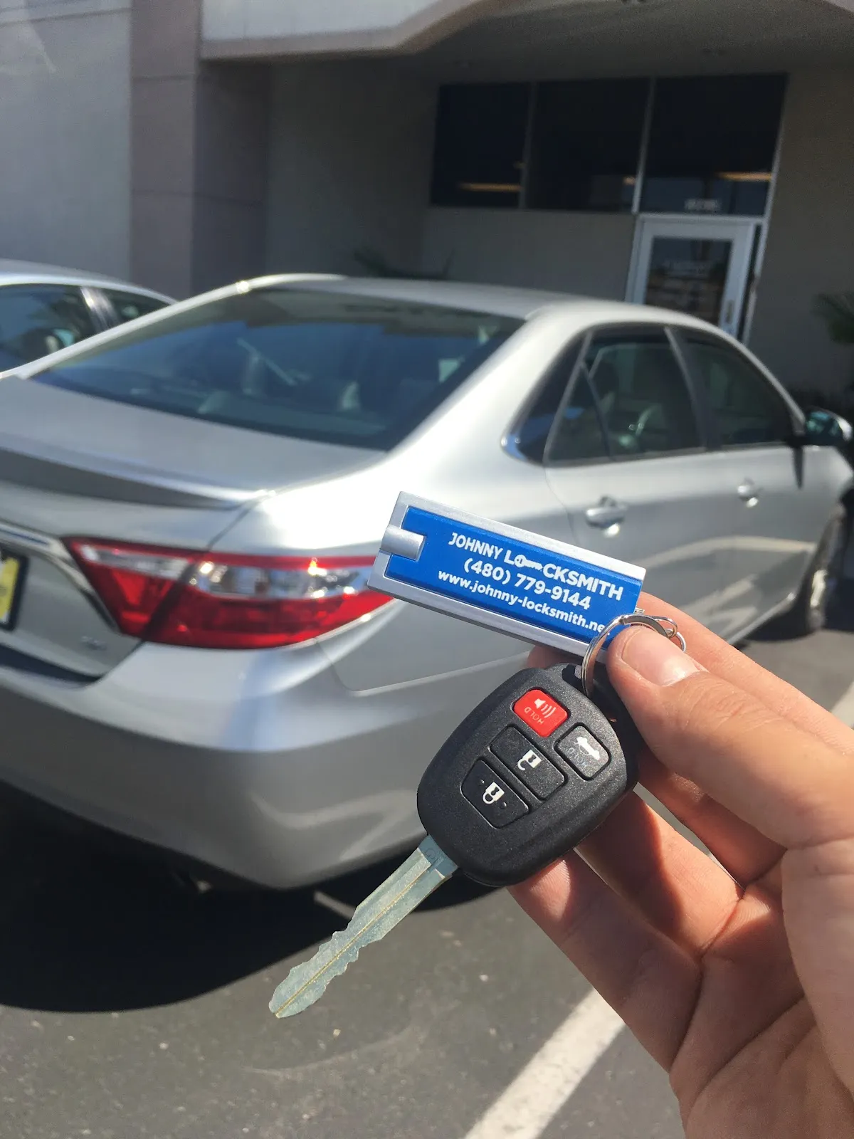 Johnny Phoenix Locksmith in Phoenix