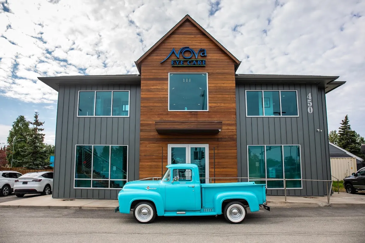 Nova Eyecare Center, Doctor Tran in Anchorage