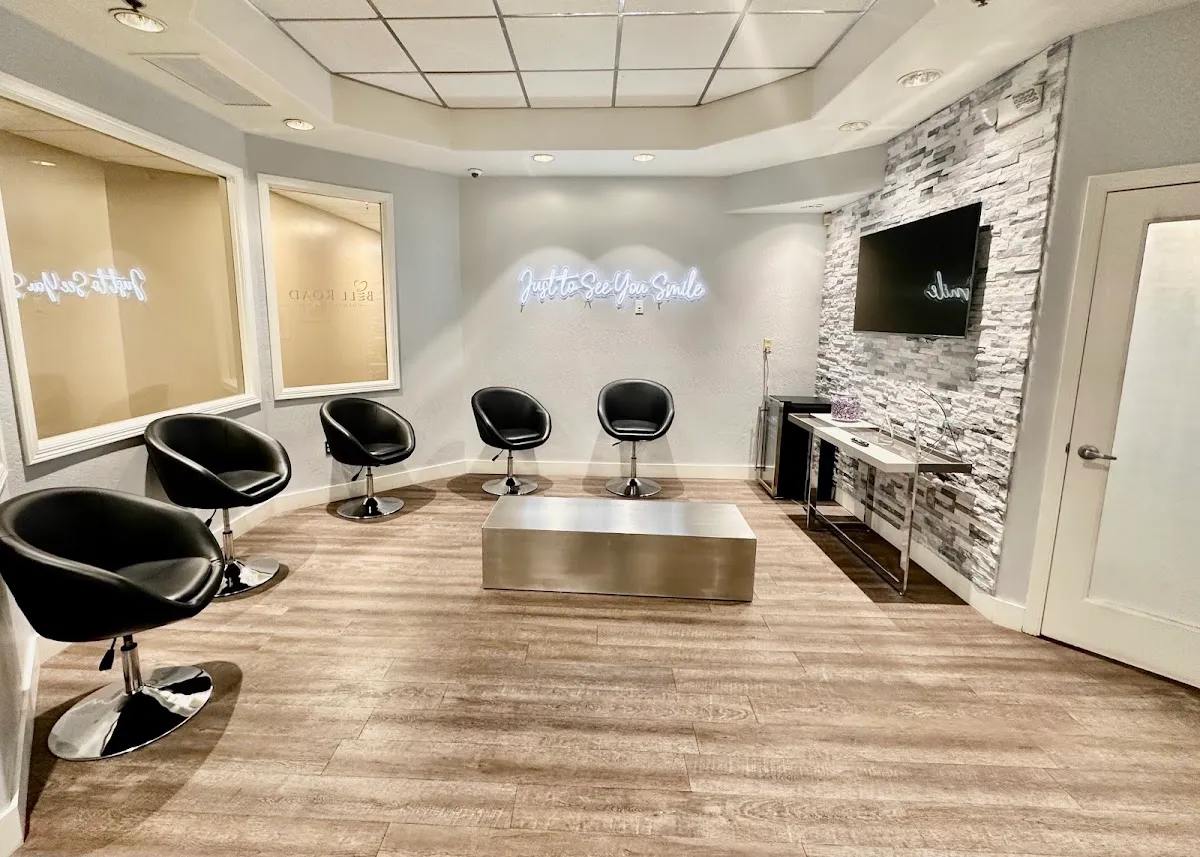 Bell Road Dental Care of Phoenix in Phoenix