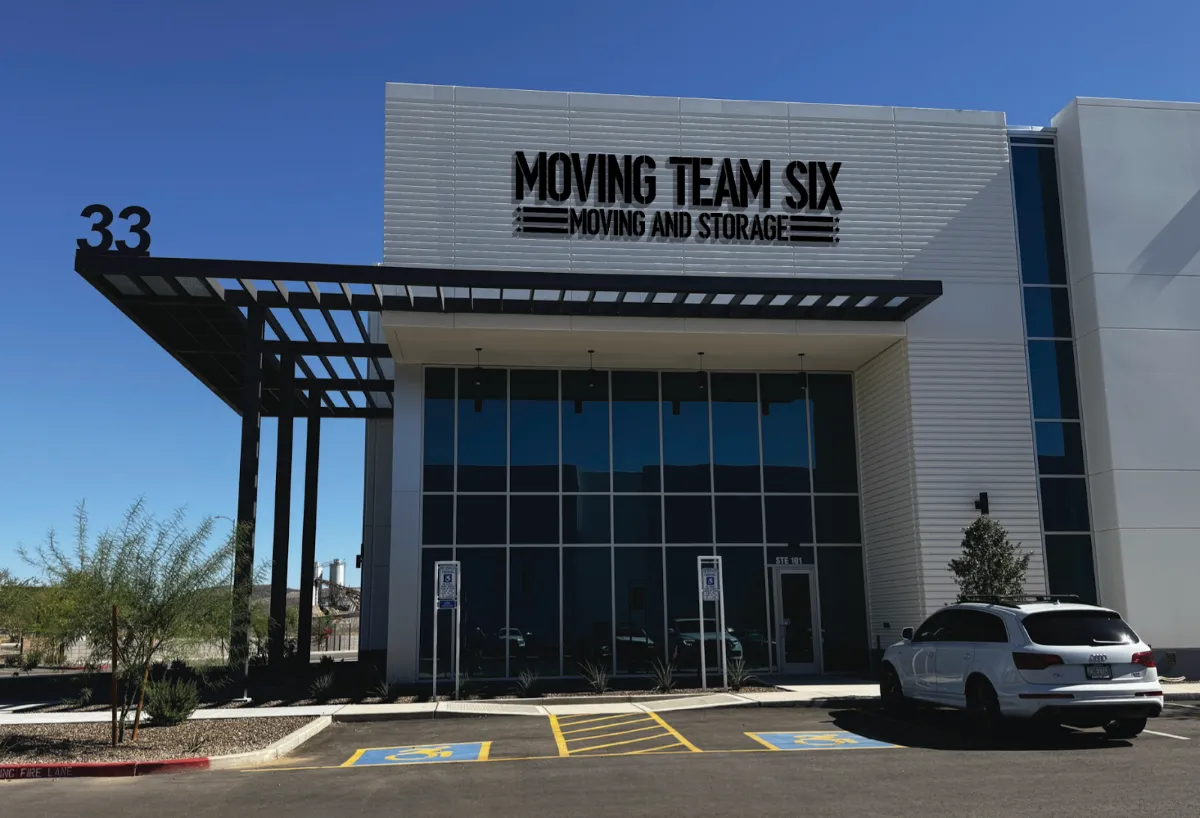 Moving Team Six Moving and Storage in Phoenix