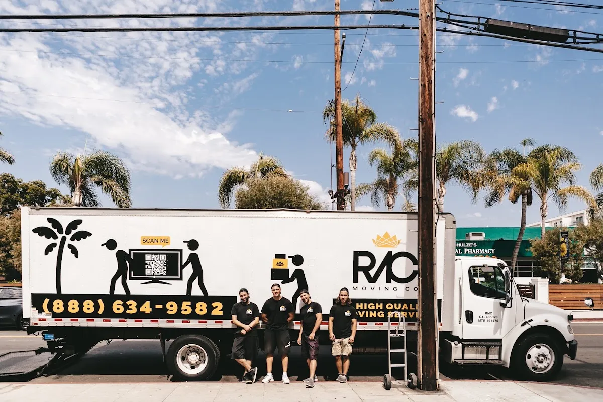 Royal Moving & Storage Los Angeles in Los Angeles
